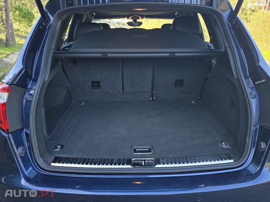 Porsche Cayenne Platinum Edition