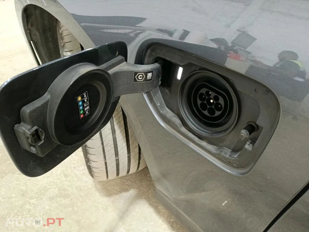 BMW 330 e Touring Corporate Edition Auto