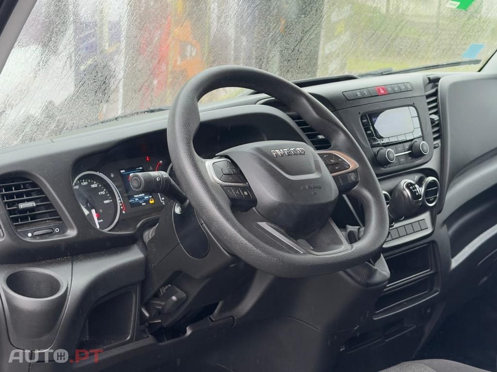 Iveco Daily 3.0  PLATAFORMA