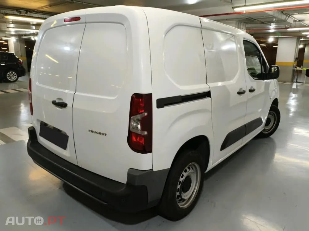 Peugeot Partner 1.5 BlueHDi Premium Standard
