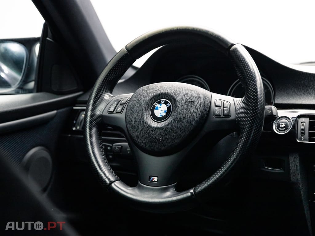 BMW 320 d Coupe Edição M