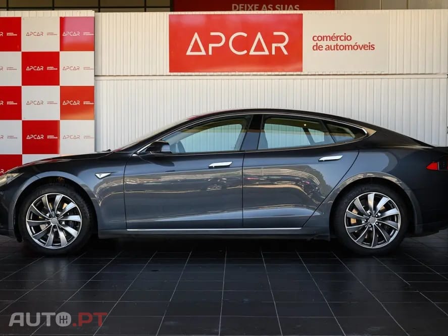 Tesla Model S Dual Motor AWD