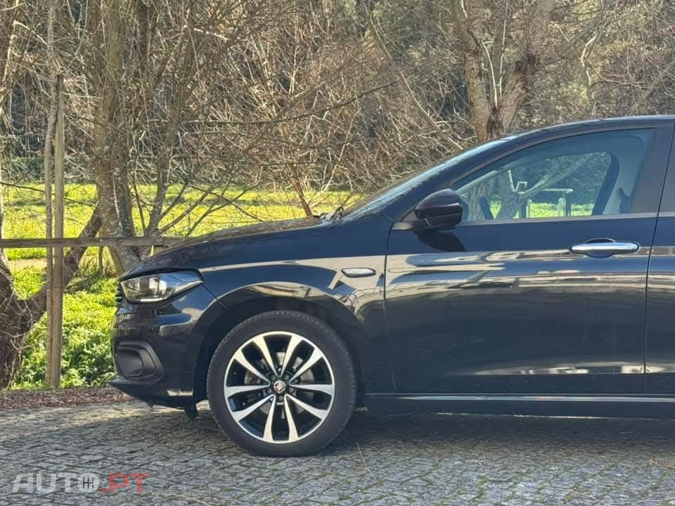Fiat Tipo 1.3 M-Jet Lounge