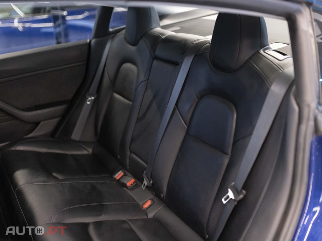 Tesla Model 3 Long Range AWD Dual Motor