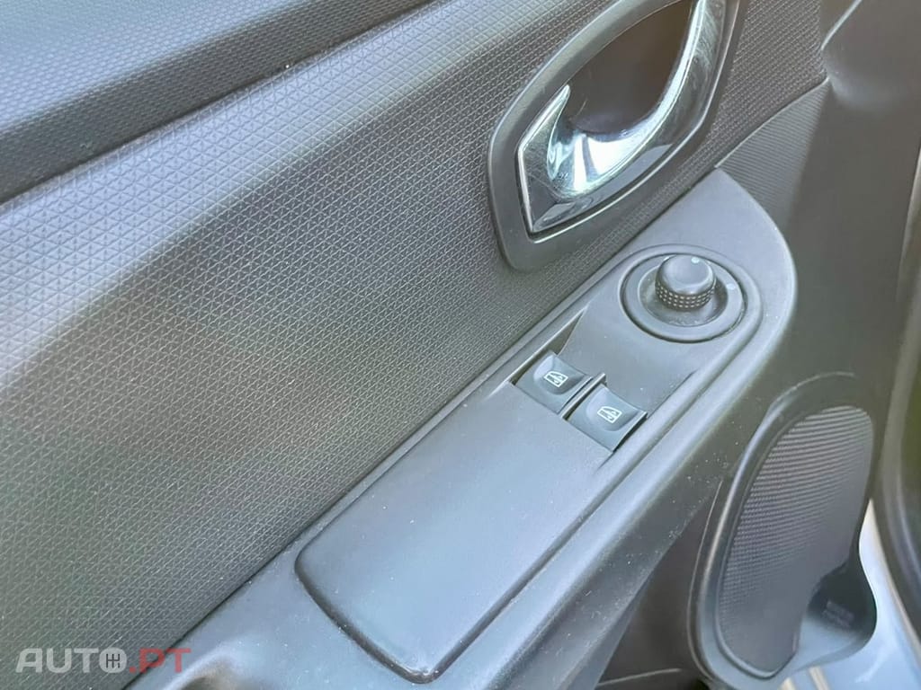 Renault Clio 1.5 dCi Confort 82g