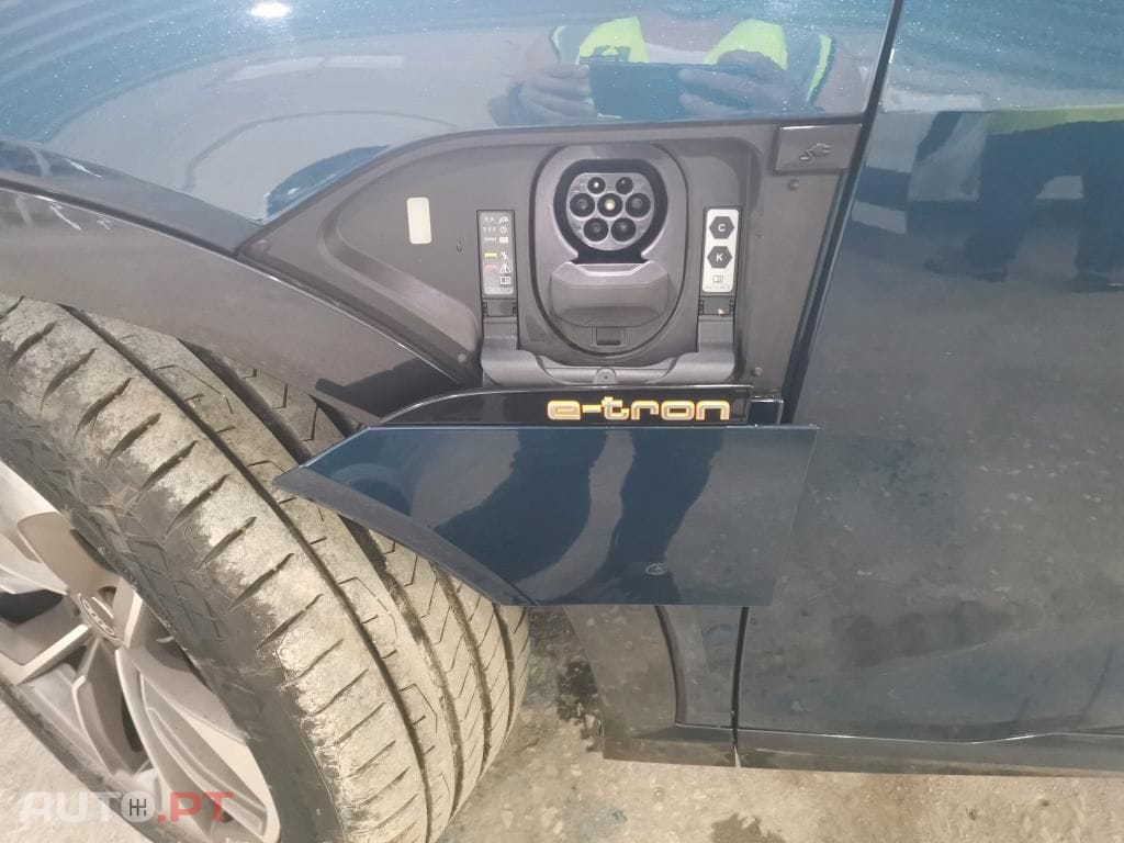 Audi E-Tron 50 quattro Advanced