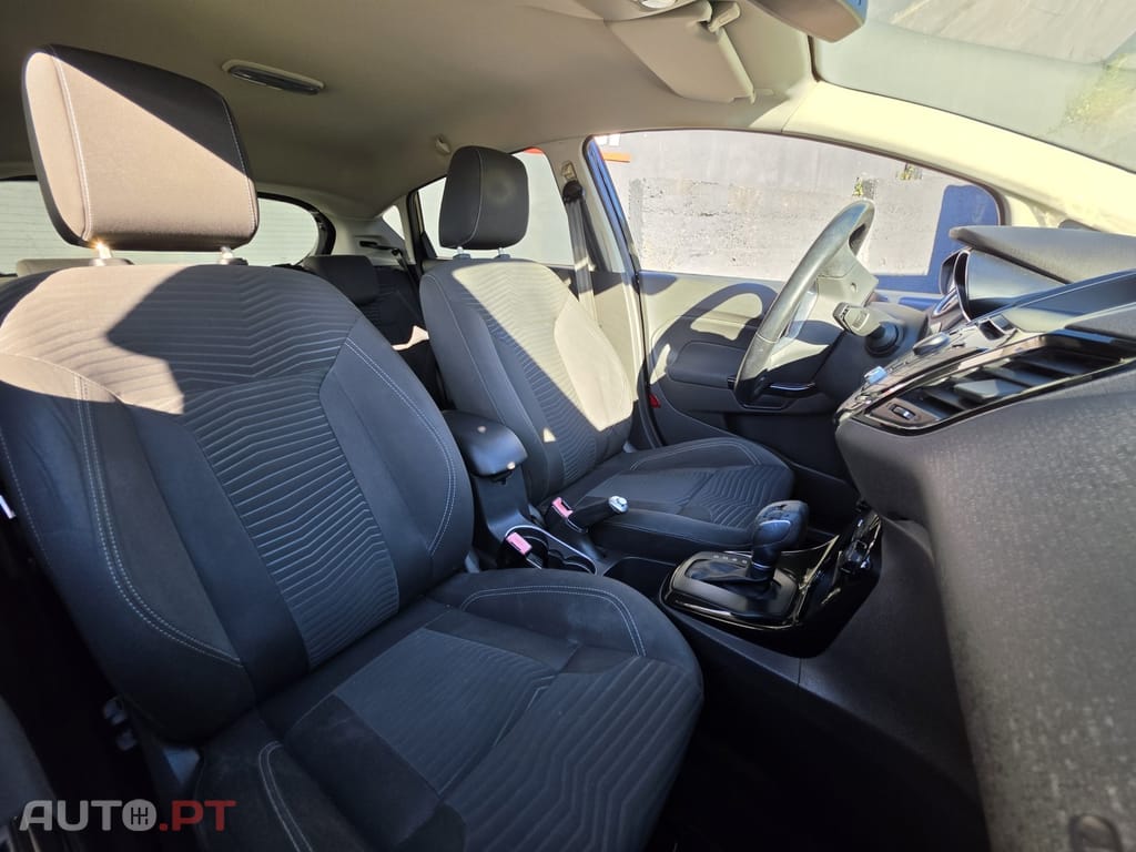 Ford Fiesta 1.0 T EcoBoost Titanium PowerShift