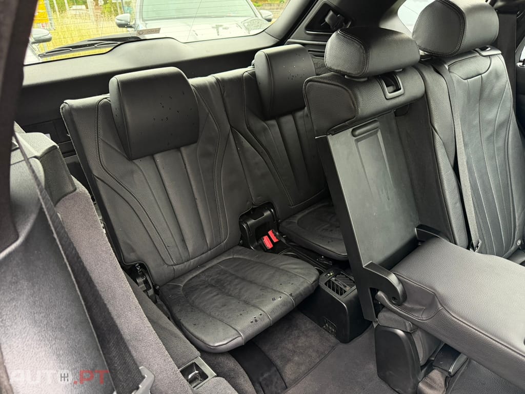 BMW X5 25 d sDrive Comfort 7L