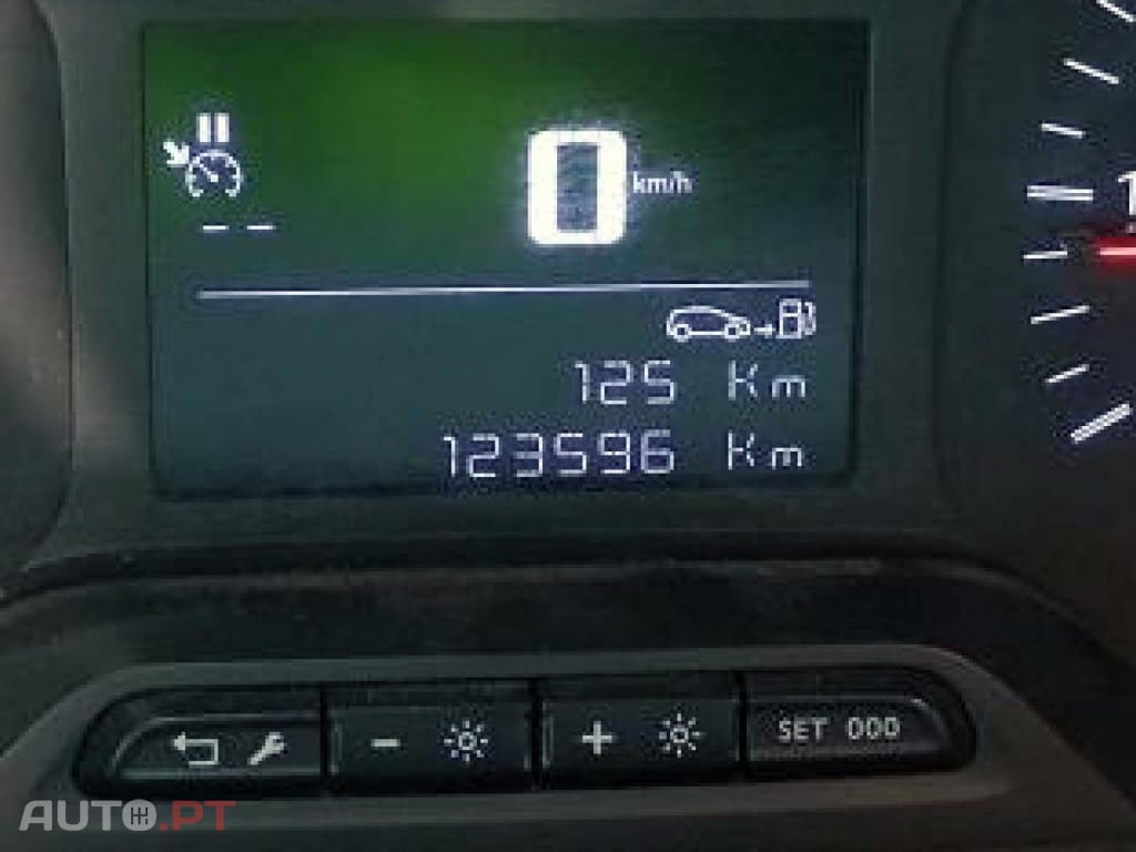 Peugeot Partner 1.6 BlueHDi L1 Pro - IVA Dedutível