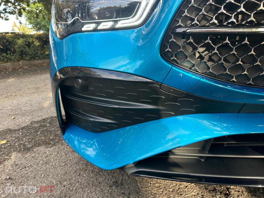Mercedes-Benz CLA 250 e AMG Line