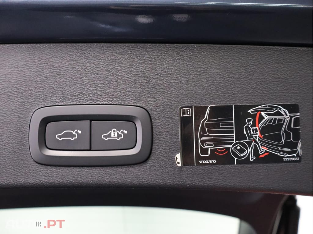 Volvo XC40 1.5 T4 PHEV Inscription 