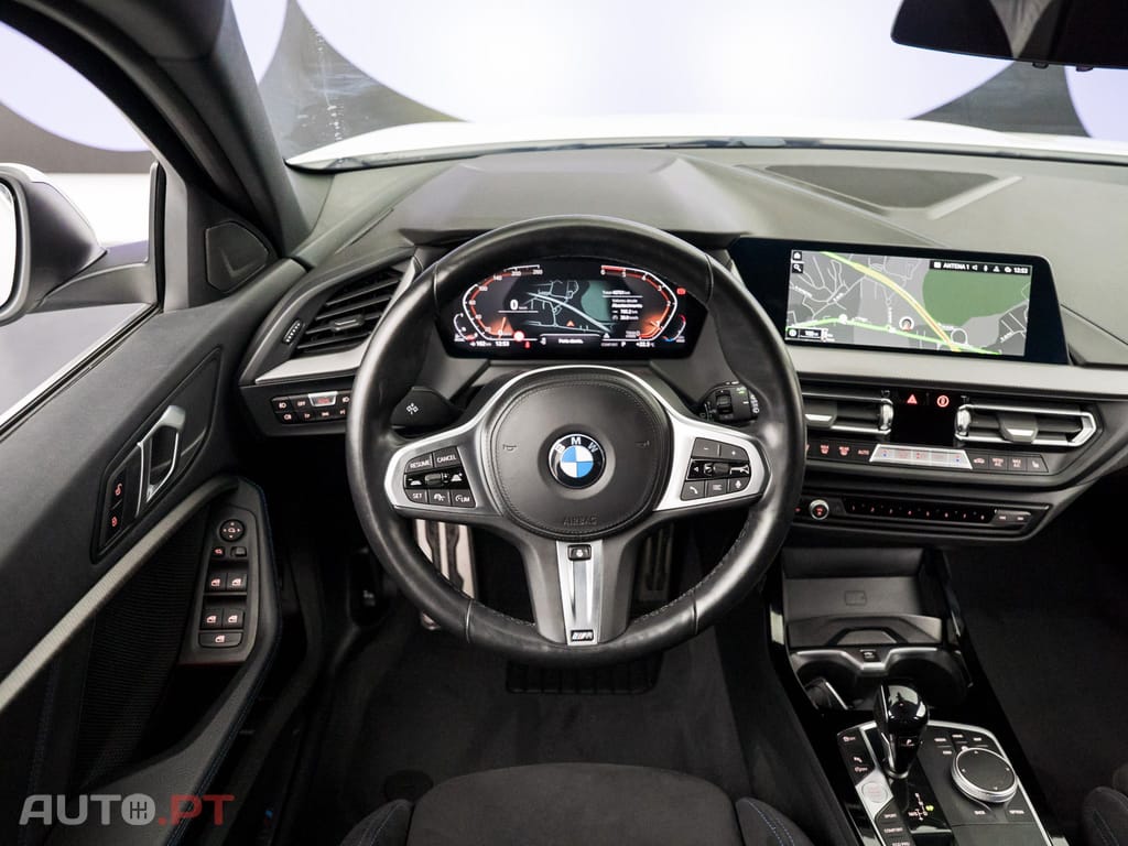 BMW 116 d Pack Desportivo M Auto