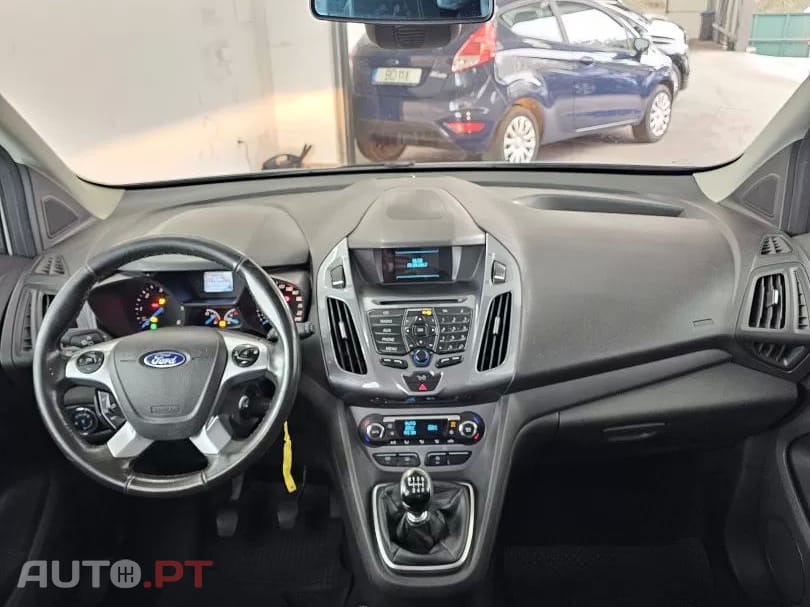 Ford Tourneo Grand 1.5 TDCi Active