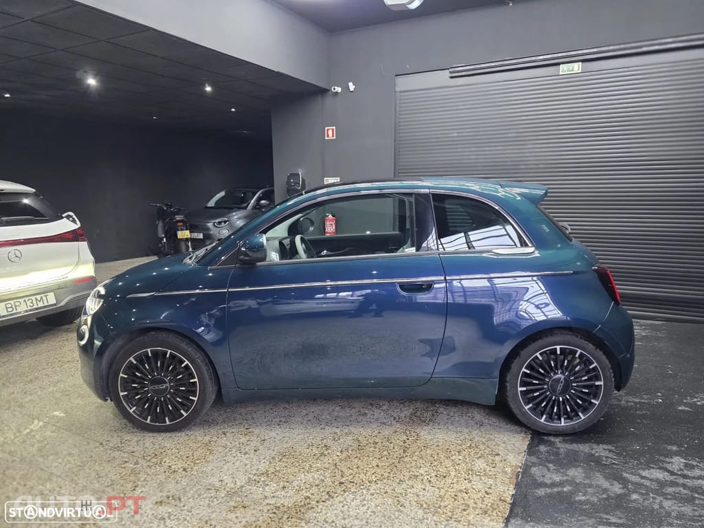 Fiat 500e La Prima