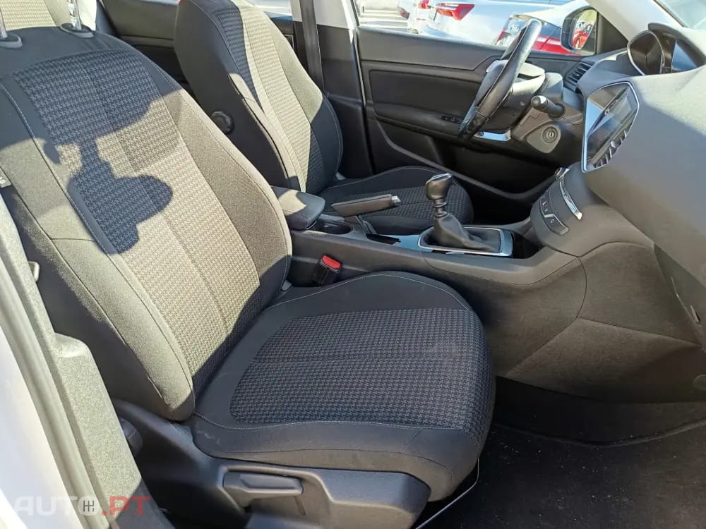 Peugeot 308 1.5 BlueHDi Active