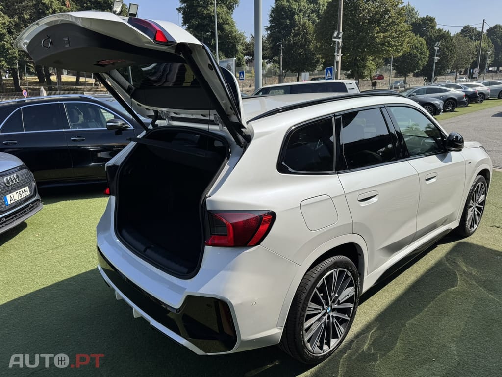 BMW X1 sDrive20i Pack Desportivo M