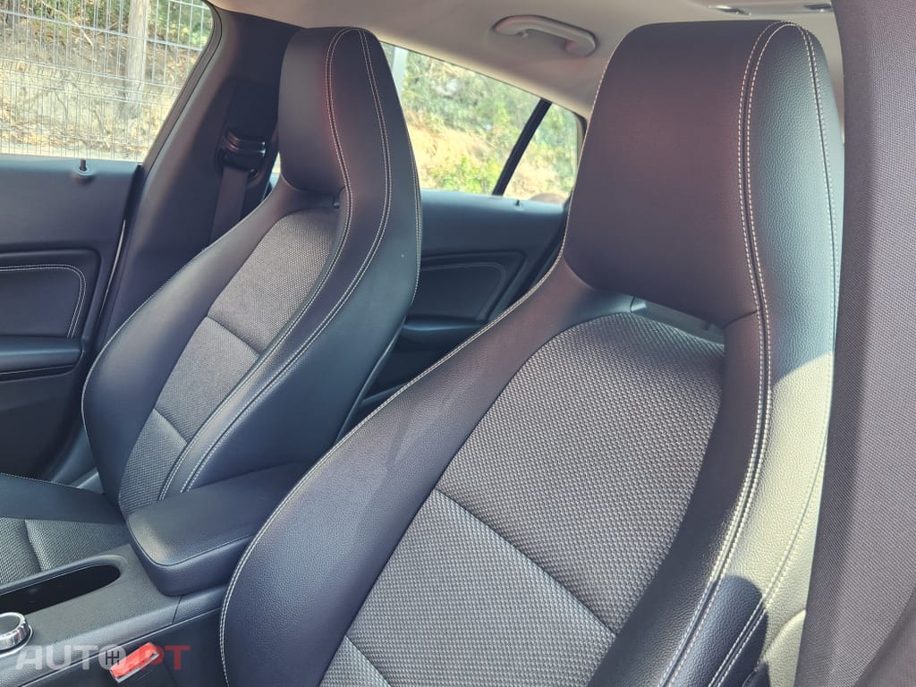 Mercedes-Benz CLA 180 d Shooting Brake Urban