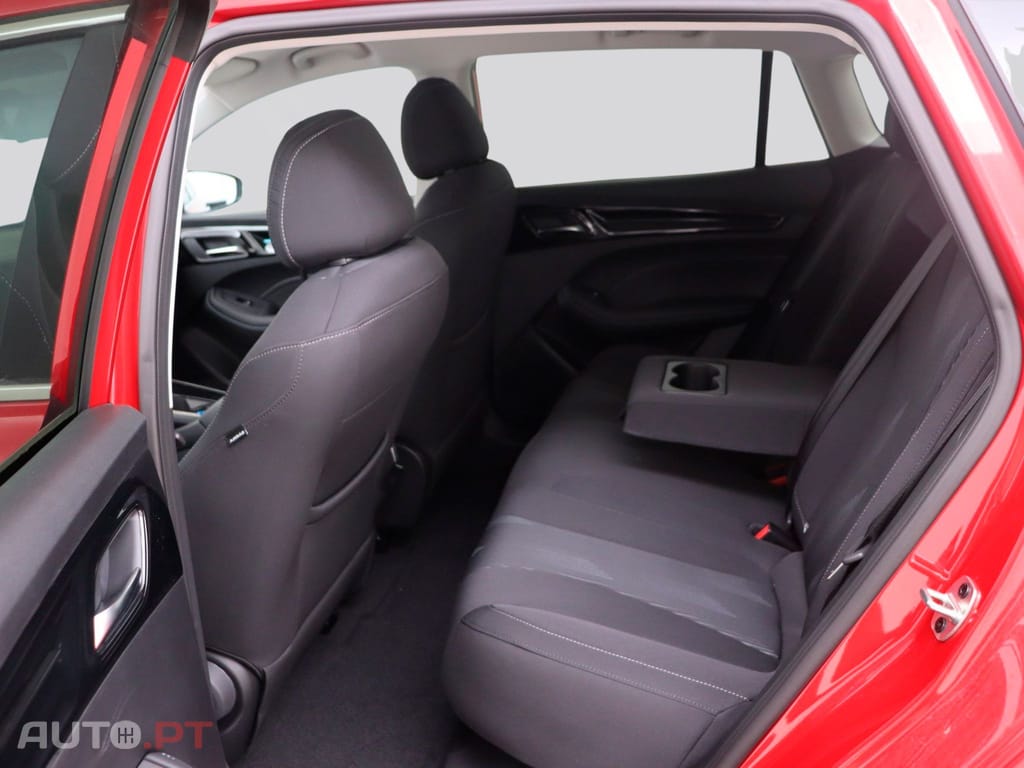 MG MG5 I.V.A DEDUTIVEL Comfort 