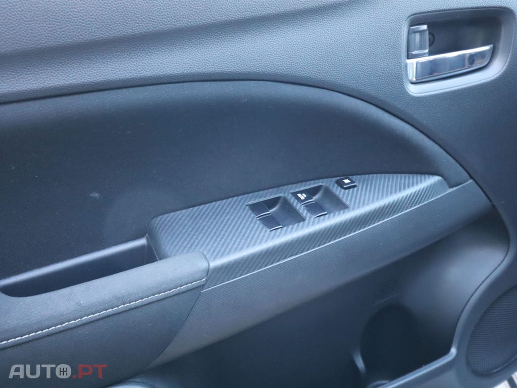 Mitsubishi Space Star 1.2 Connect Edition