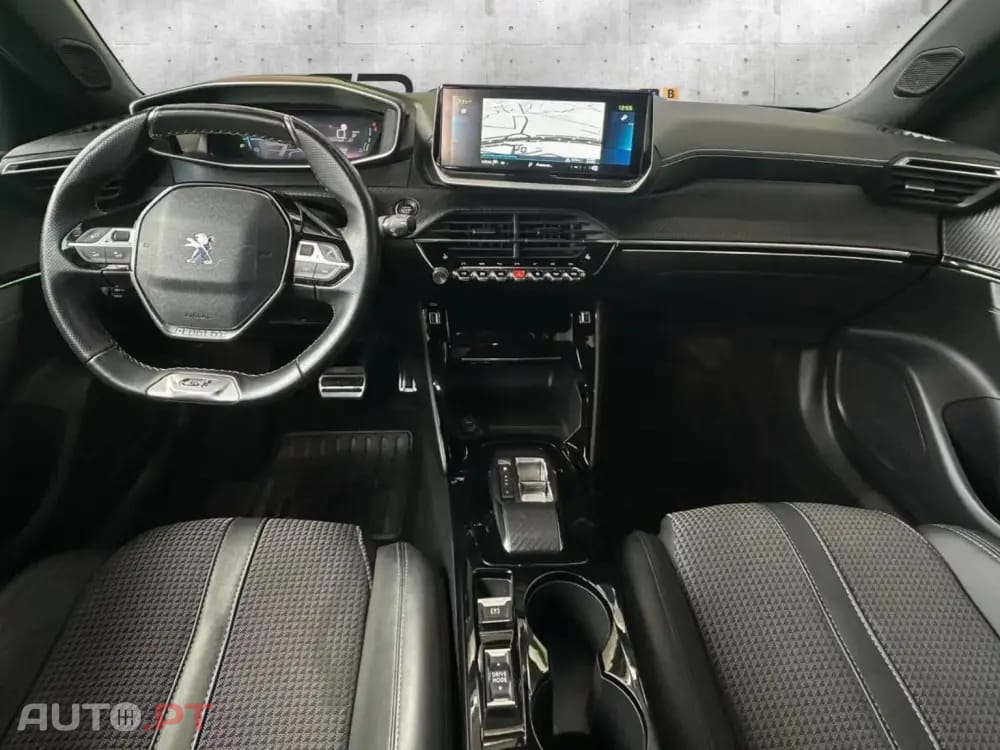 Peugeot E-2008 50 kWh GT Pack