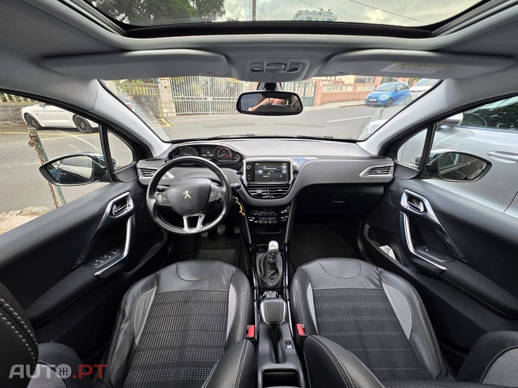 Peugeot 2008 1.6 BlueHDi Allure