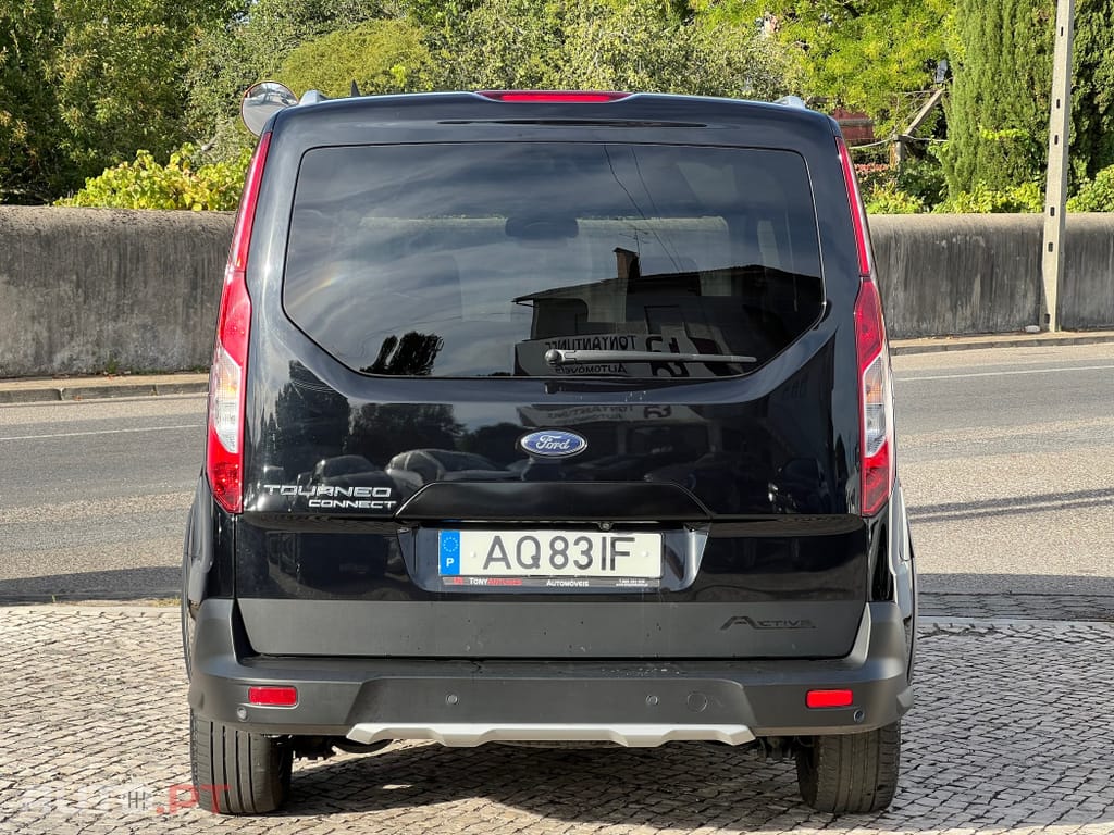 Ford Tourneo 1.5 TDCi Titanium