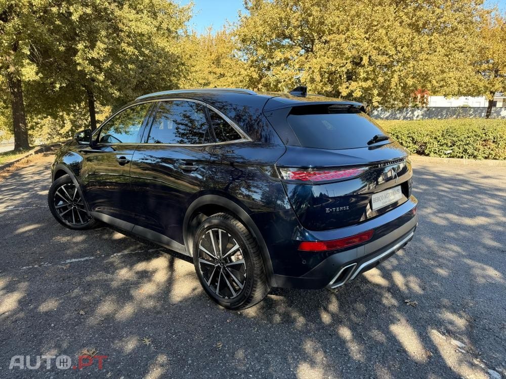DS DS7 Crossback E-Tense Performance Line EAT8