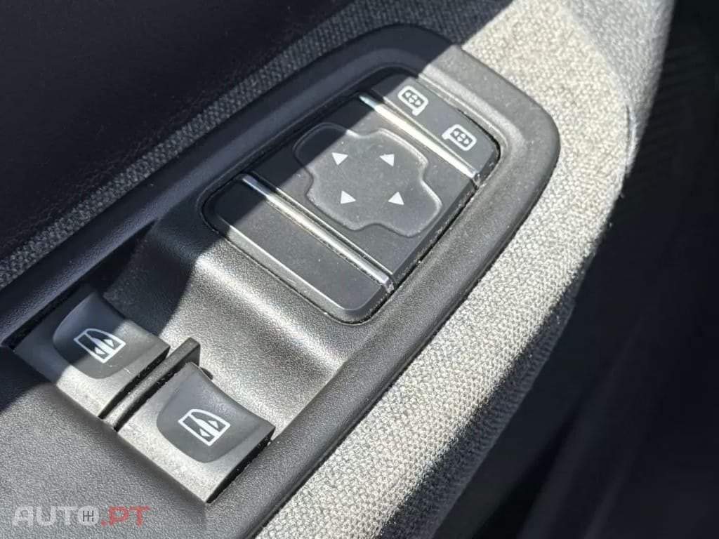 Renault Zoe (c/ Bateria) Intens 50 — fotografia 17