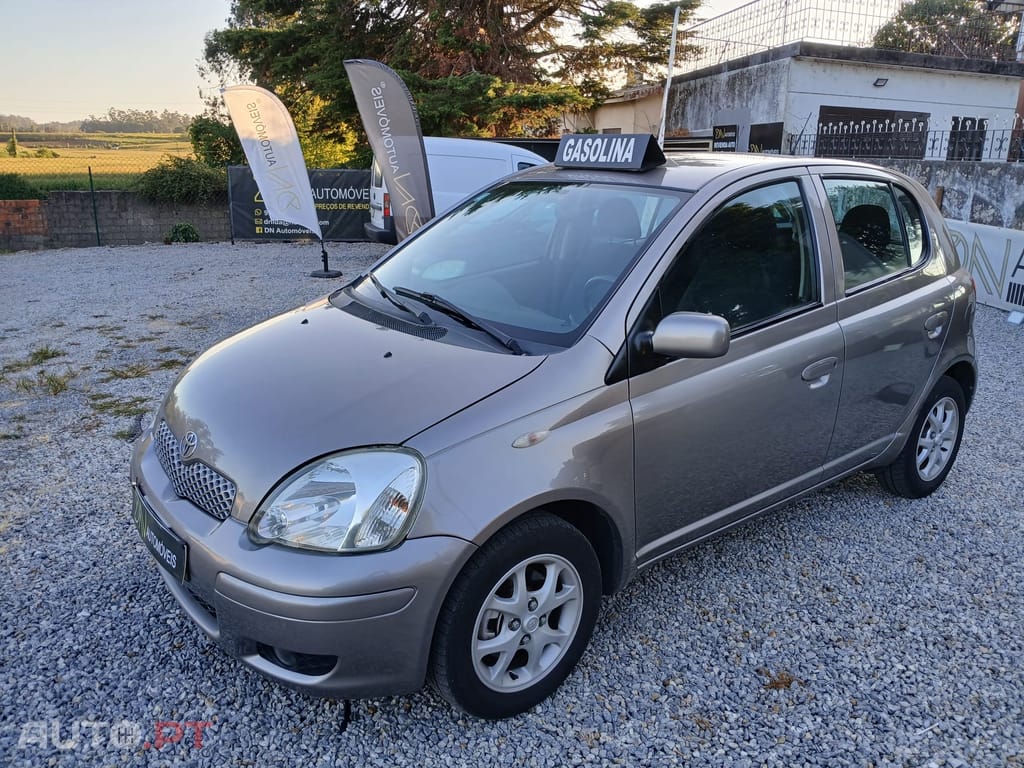 Toyota Yaris 1.0 Terra
