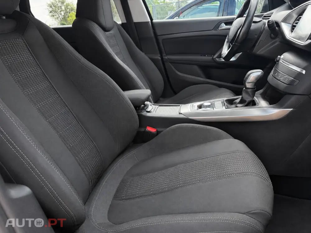 Peugeot 308 SW BlueHDi 120 EAT6 Stop & Start Allure