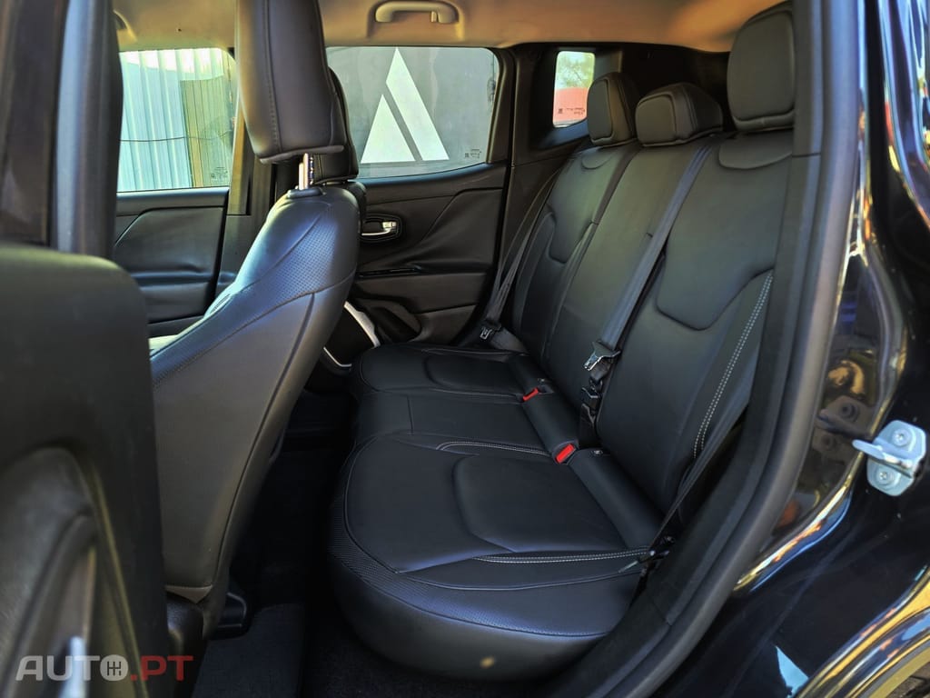 Jeep Renegade 2.0 MJD Trailhawk