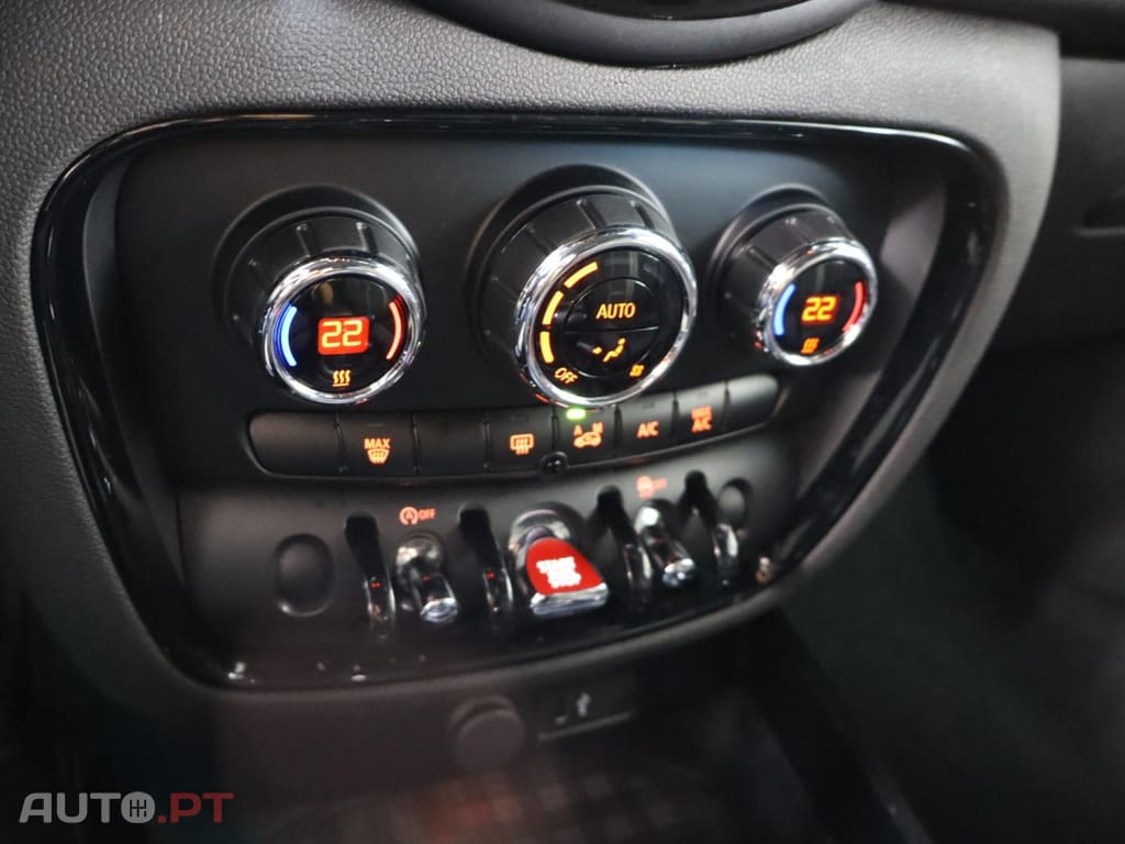 MINI Clubman Cooper D Auto
