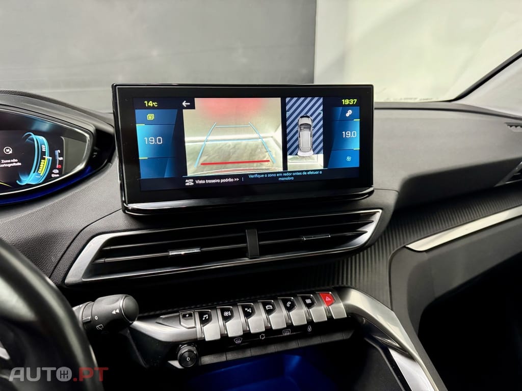 Peugeot 3008 1.6 Hybrid Allure e-EAT8