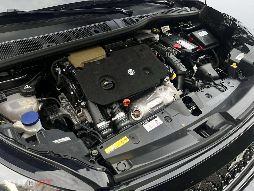 Peugeot 2008 GTLINE 1.5 BlueHdi EAT8