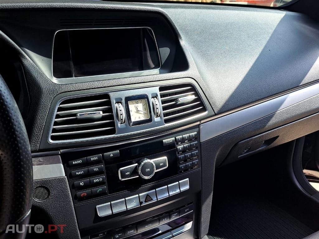 Mercedes-Benz E 220 CDi BlueEfficiency