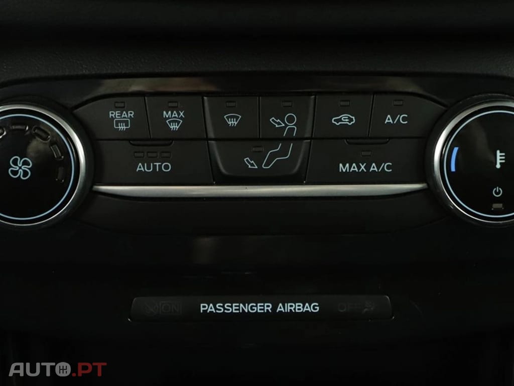 Ford Puma 1.0 EcoBoost MHEV Titanium