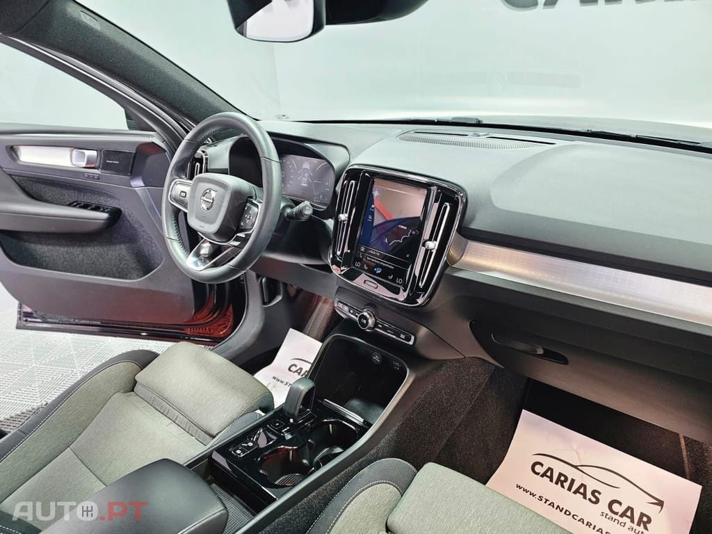 Volvo XC40 1.5 T5 PHEV Momentum Plus