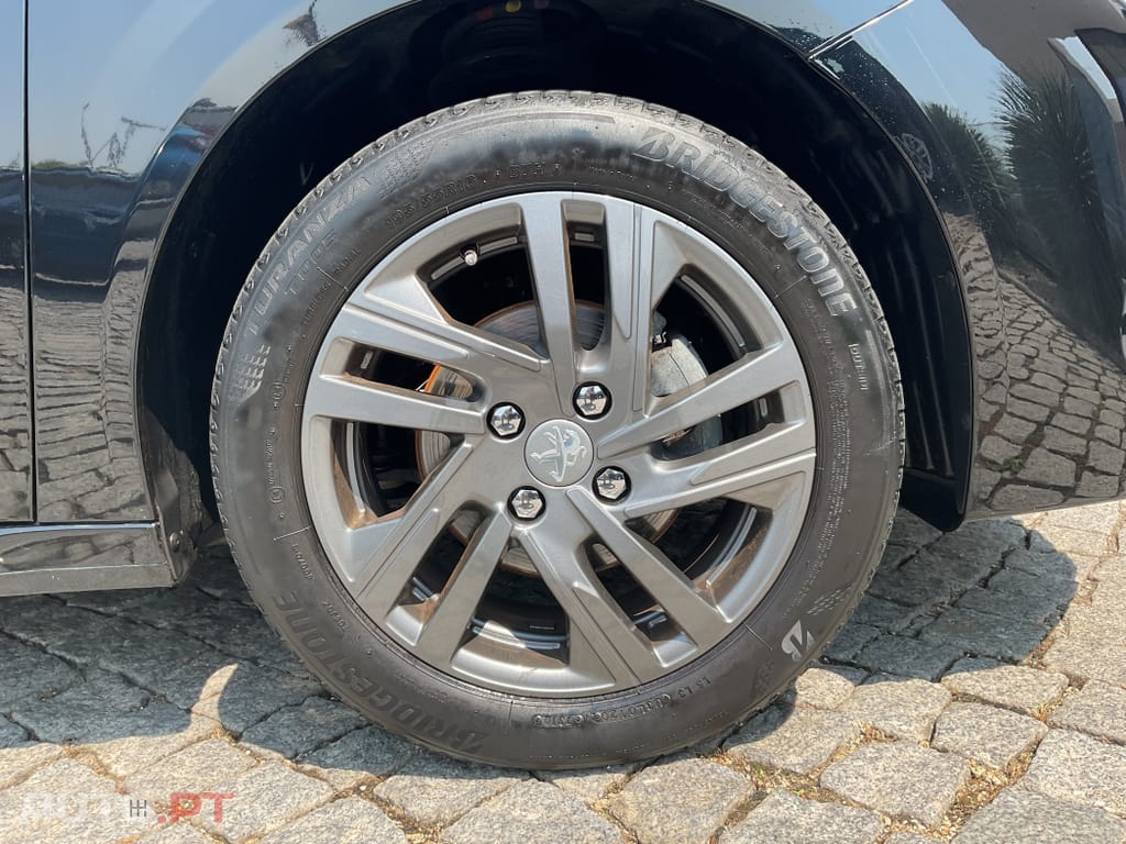 Peugeot 208 1.2 PureTech Active Pack