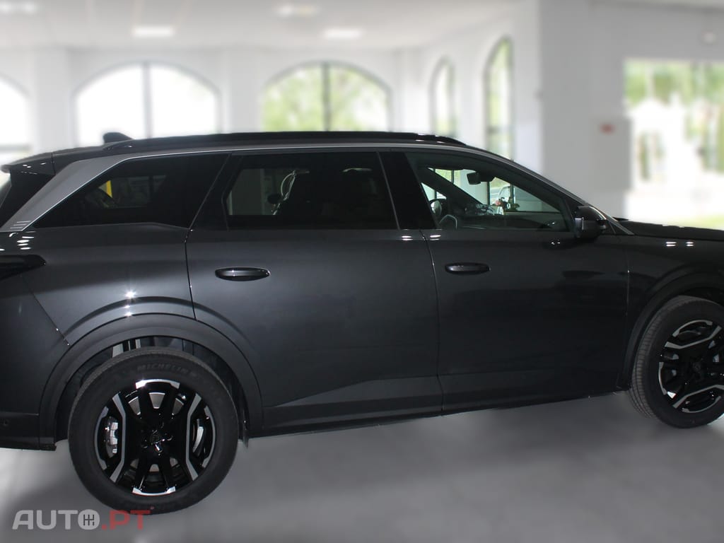 Peugeot E-5008 Allure Elétrico 210 cv - Bateria 73 kWh