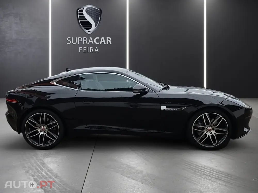 Jaguar F-Type 2.0 i4 R-Dynamic