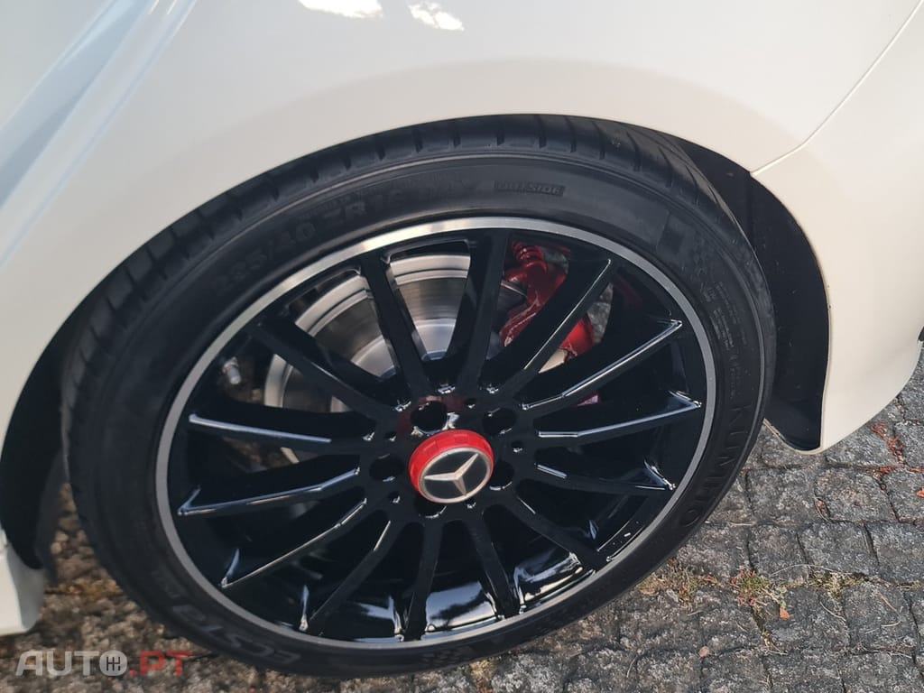 Mercedes-Benz A 180 d AMG Line