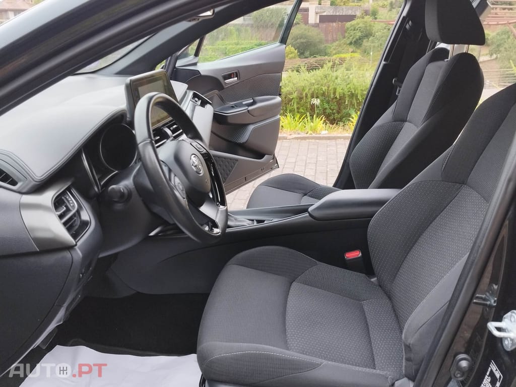 Toyota C-HR 1.8 Hybrid Comfort