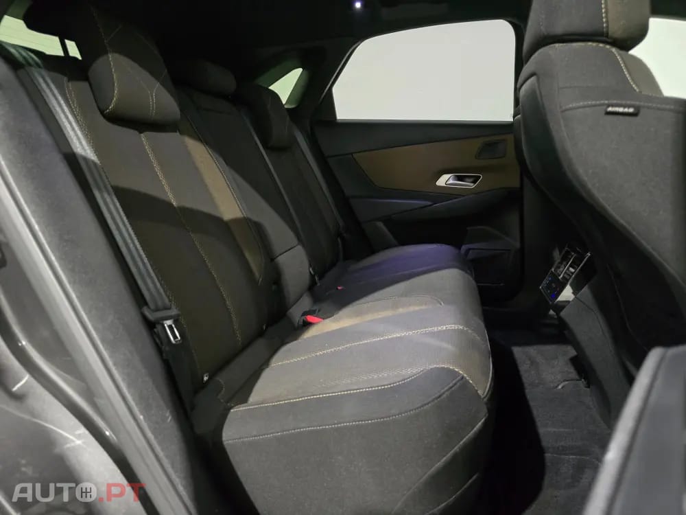 DS DS7 Crossback E-Tense Bastille+ EAT8