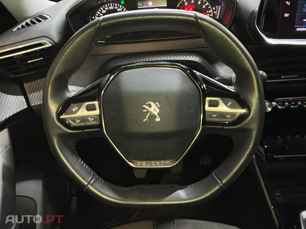 Peugeot 2008 1.2 PureTech Allure