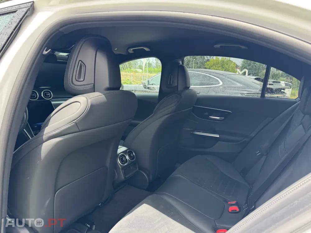 Mercedes-Benz C 300 de 9G-TRONIC AMG Line