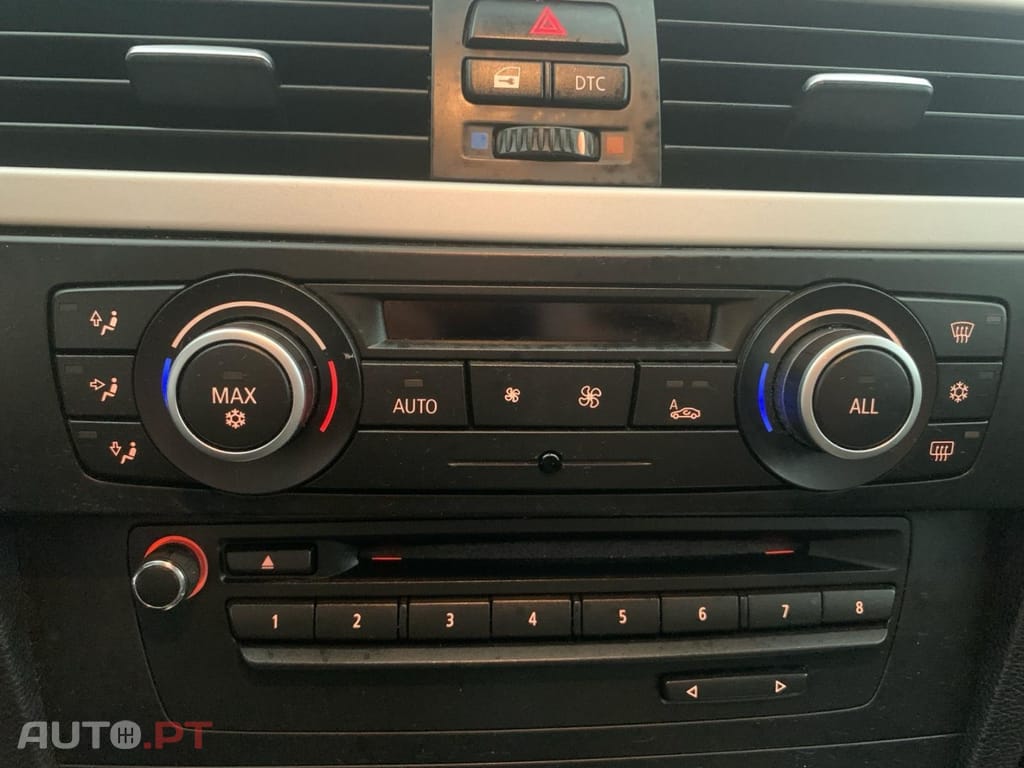 BMW 318 d Navigation Sport