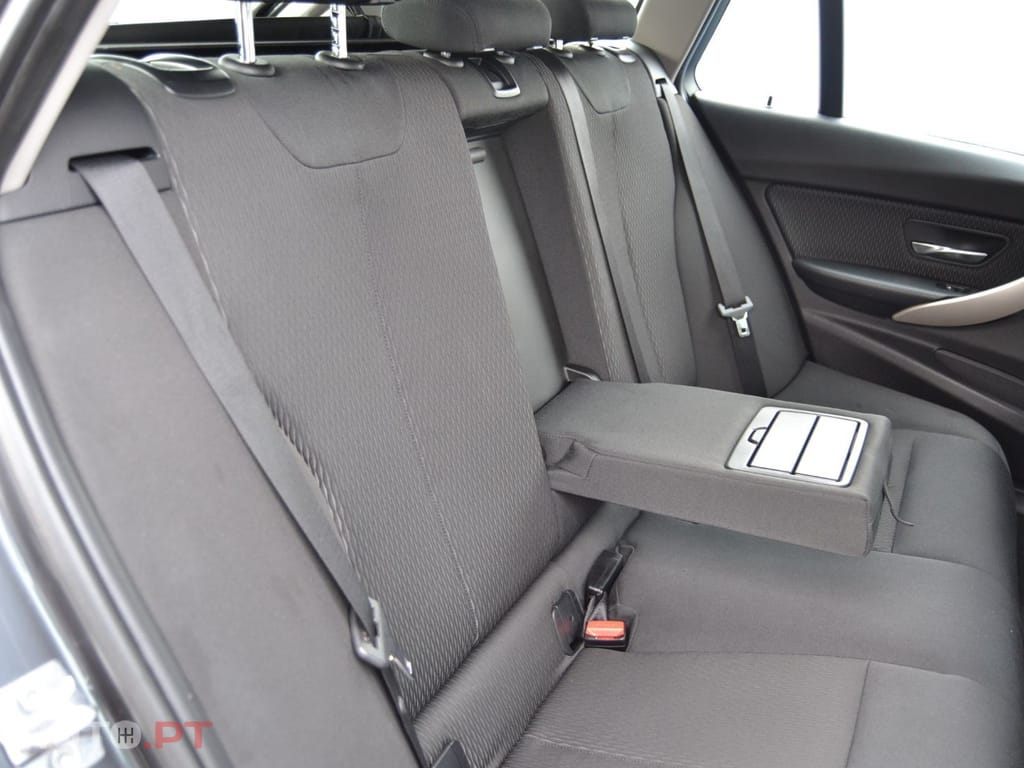 BMW 320 d Touring Auto Line Luxury