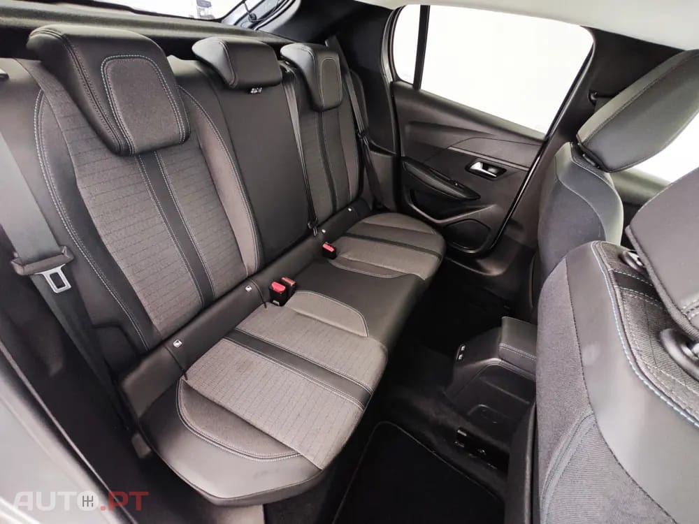 Peugeot 208 1.2 PureTech Allure Pack