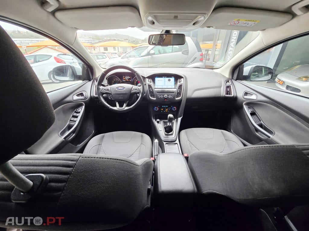 Ford Focus SW 1.0 EcoBoost Titanium