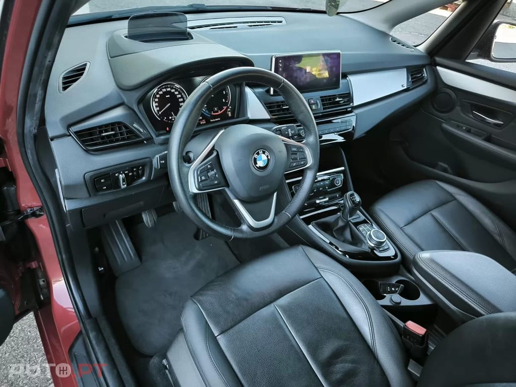 BMW 216 d Line Luxury